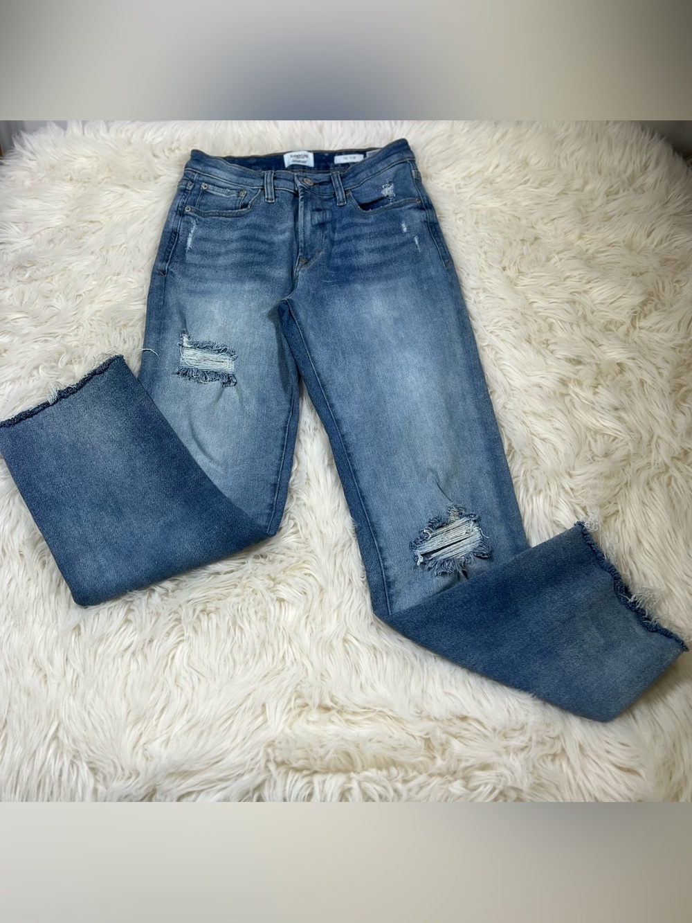 Kensie The Slim Distressed Raw Hem Jeans Women’s Size 2/26